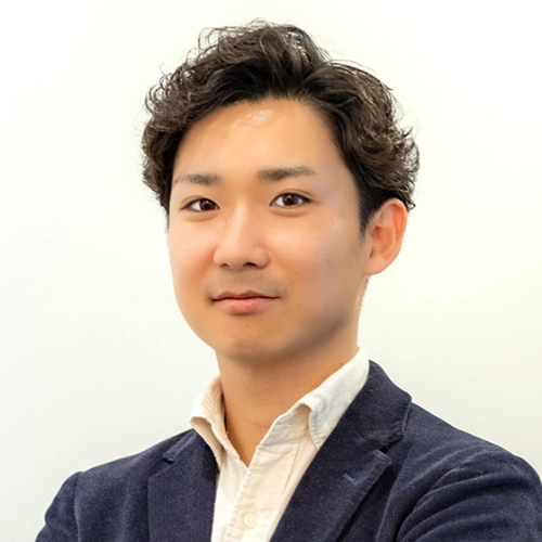 山本 拓馬 氏