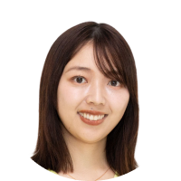 三宅 香帆さんの写真